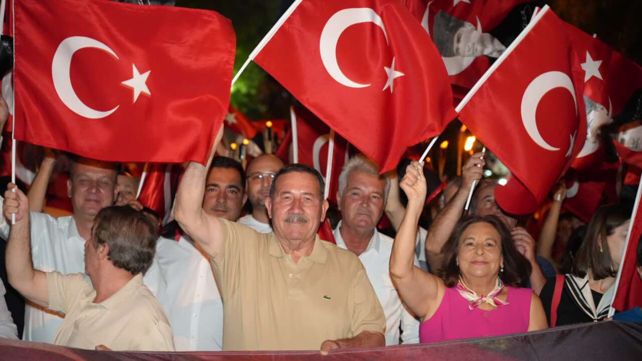 Milas’ta Zafer Coşkusu Sokaklara Taştı: Mehmet Erdem’le Unutulmaz Gece 1